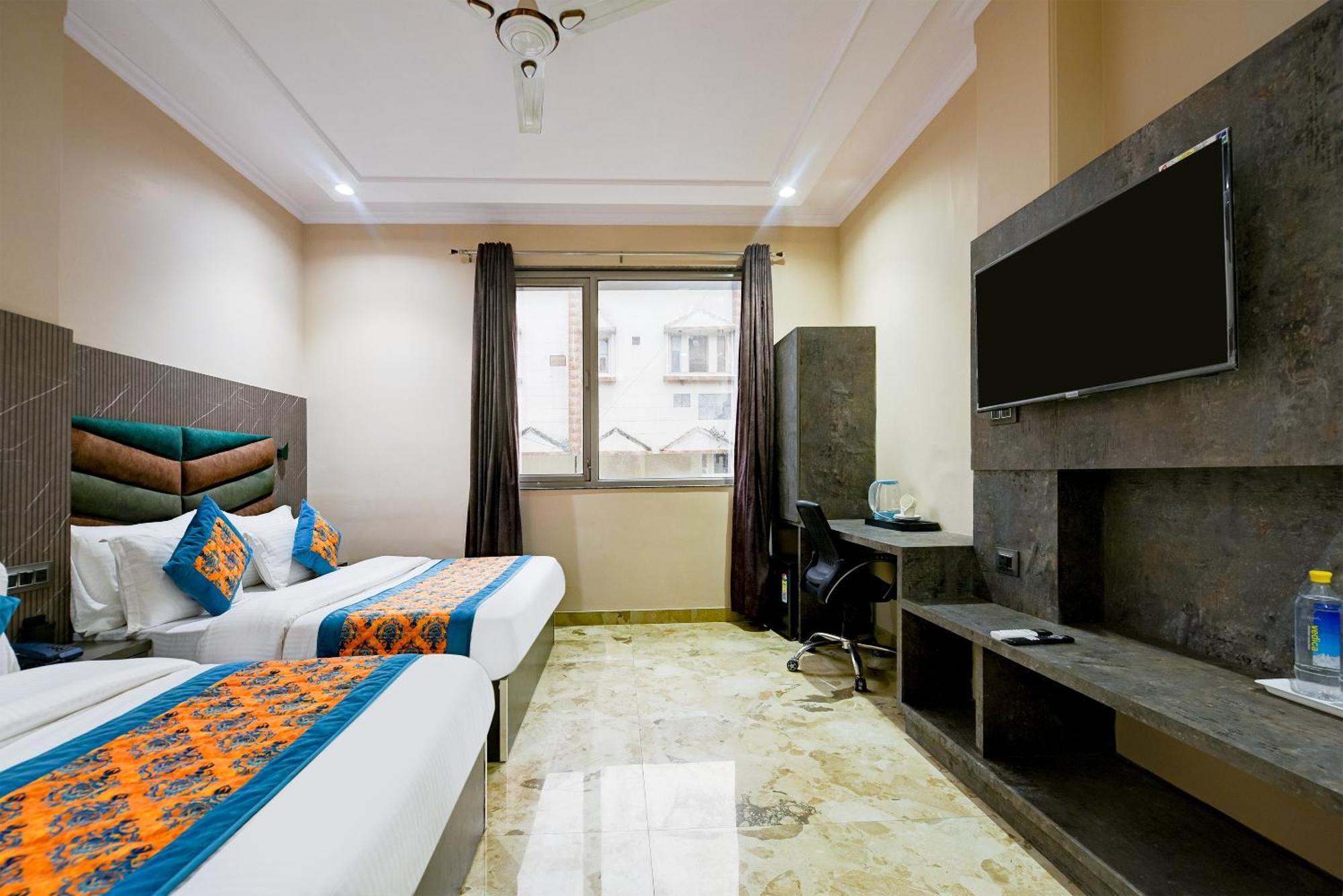 The Pearl Plaza Hotel In City Centre - Near New Delhi Railway Station Zewnętrze zdjęcie